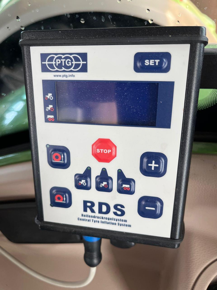 Трактор Fendt 720 Vario S4 ProfiPlus: слика 9 Трактор Fendt 720 Vario S4 ProfiPlus: слика 9