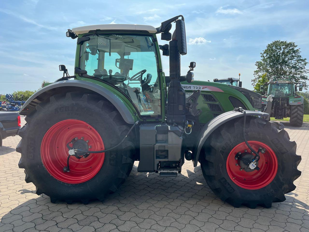 Fendt 722 Vario S4 ProfiPlus - Трактор: слика 2 Fendt 722 Vario S4 ProfiPlus - Трактор: слика 2
