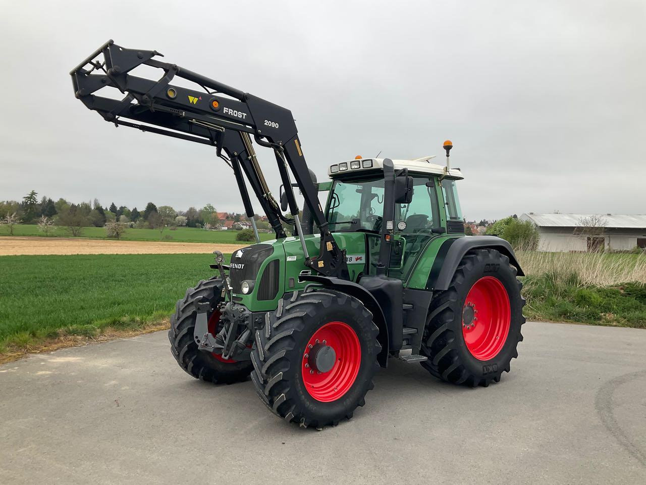 Fendt Vario 818 - Трактор: слика 1 Fendt Vario 818 - Трактор: слика 1