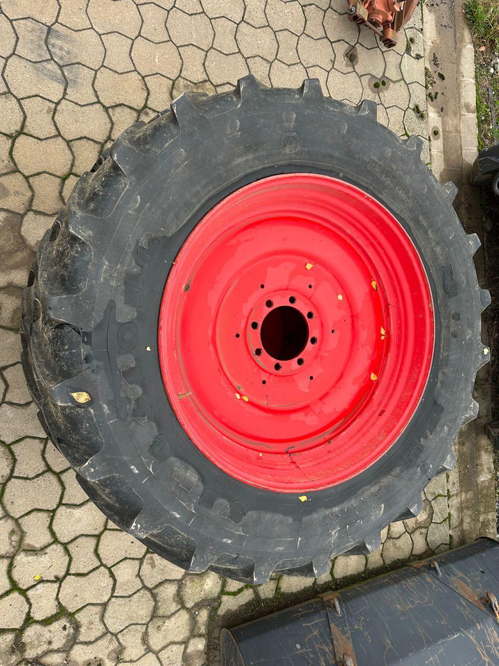 Firestone Komplettsatz 420/85 R30 + 460/85 R42 - Гума: слика 4 Firestone Komplettsatz 420/85 R30 + 460/85 R42 - Гума: слика 4