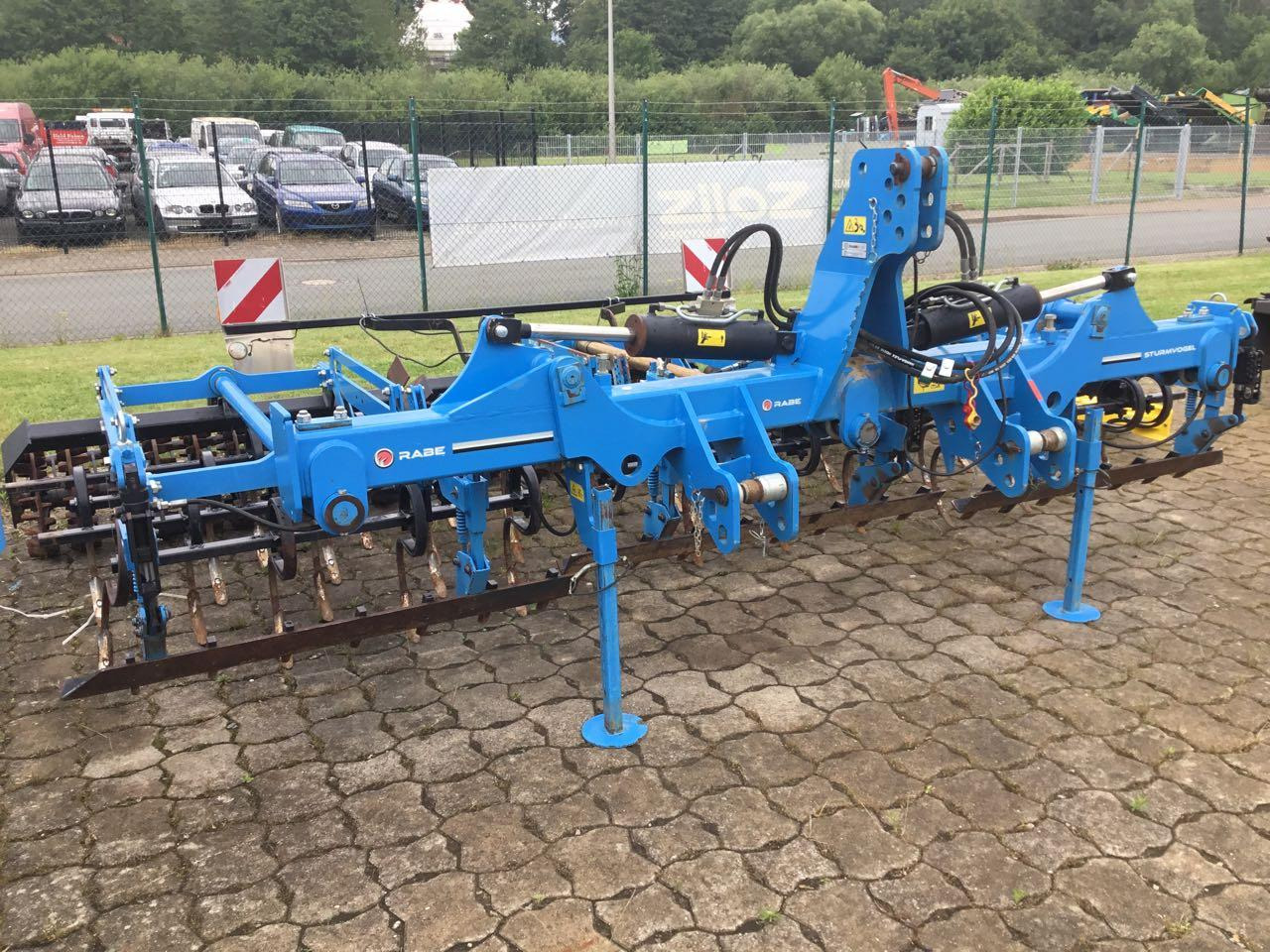 Rabe Sturmvogel 4501 LS - Комбајнска семенска дупчалка: слика 4 Rabe Sturmvogel 4501 LS - Комбајнска семенска дупчалка: слика 4
