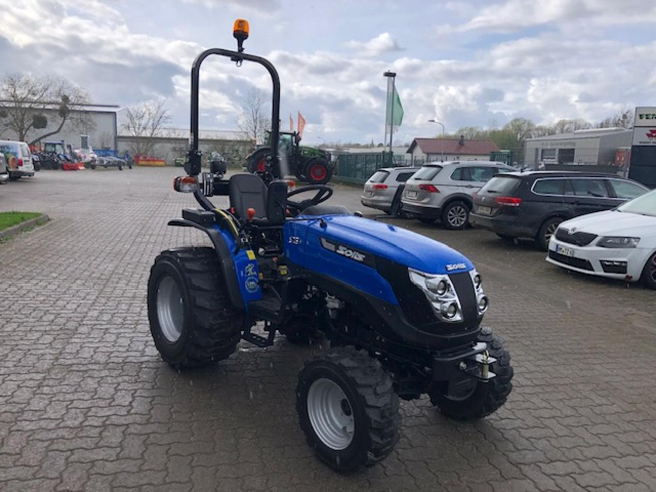 Solis 26 6+2 Seitenschalter - Трактор: слика 3 Solis 26 6+2 Seitenschalter - Трактор: слика 3