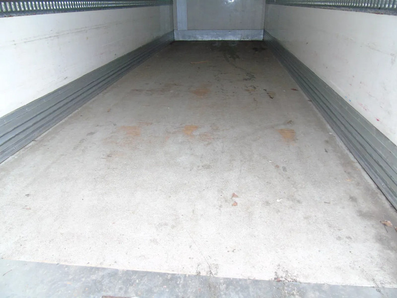 DAF LF 220 + CARRIER SUPRA 850 + 16T + EURO 6 - Камион ладилник: слика 5 DAF LF 220 + CARRIER SUPRA 850 + 16T + EURO 6 - Камион ладилник: слика 5