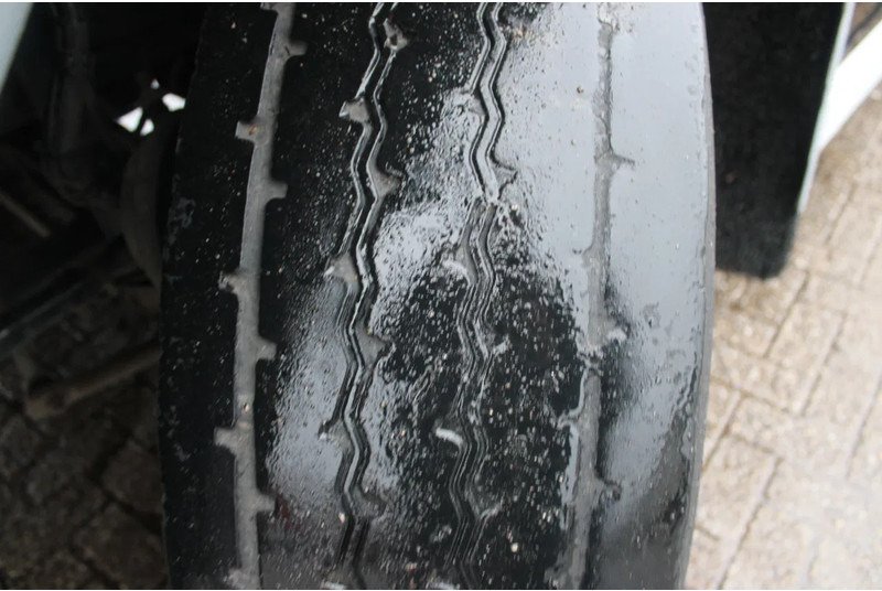 Камион цистерна DAF LF 55.280 + 13.000L + 3 compartiment: слика 19