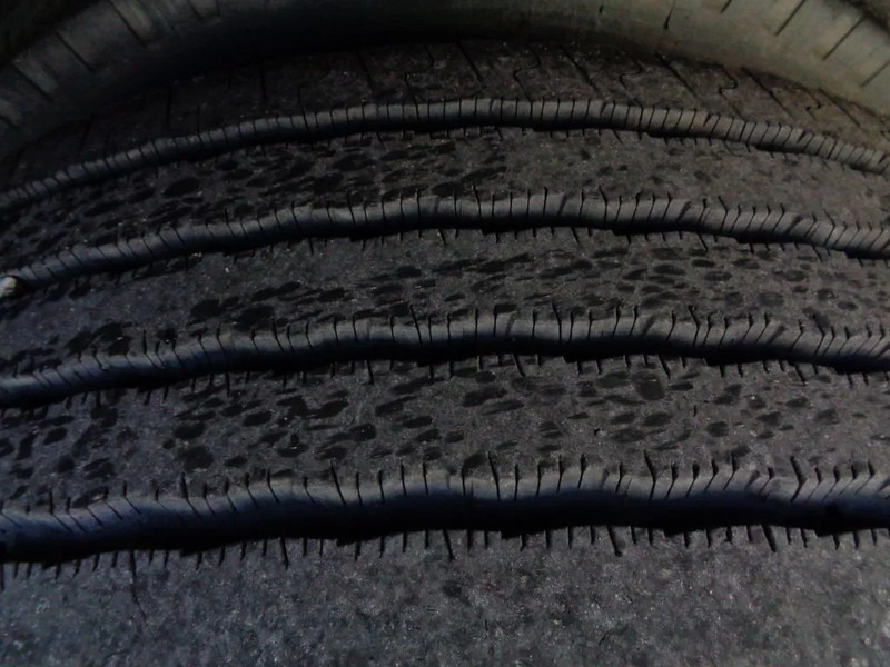 Противпожарен камион Iveco 135-17 Manual + Firetruck: слика 14