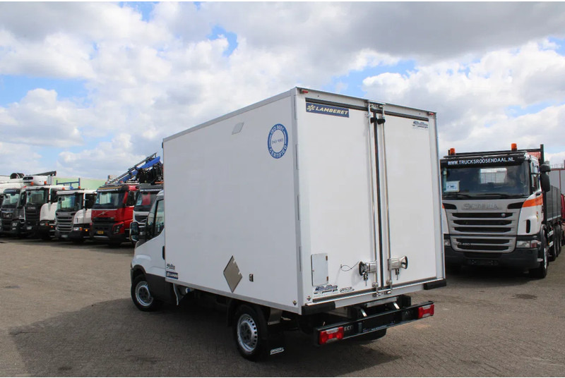 Iveco Daily 35S18 + carrier + electric + 3P - Комбе ладилник: слика 4 Iveco Daily 35S18 + carrier + electric + 3P - Комбе ладилник: слика 4