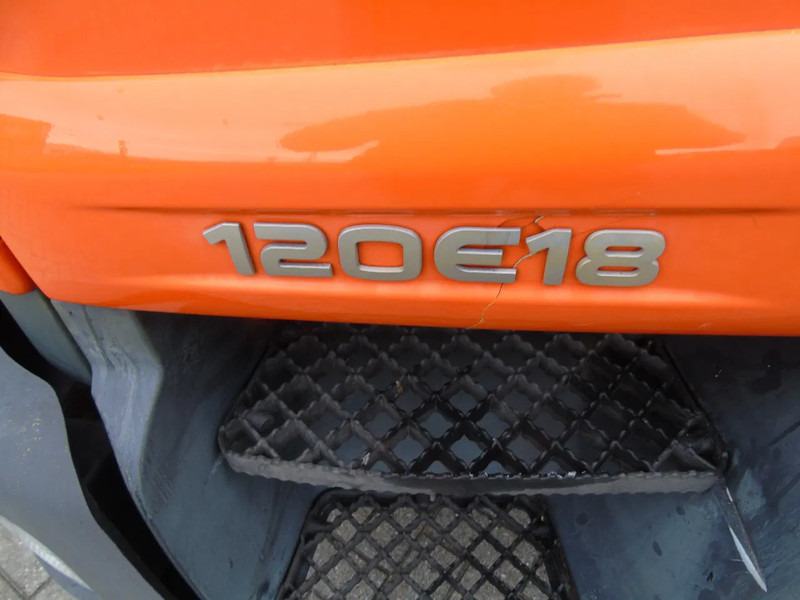 Камион со кабинска шасија Iveco Eurocargo 120E18 + MANUAL: слика 10 Камион со кабинска шасија Iveco Eurocargo 120E18 + MANUAL: слика 10