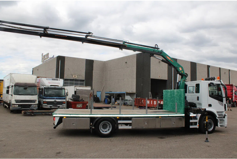 Iveco Stralis 400 + PM SERIE 13 4X HYDROLIC + EURO 6 + REMOTE - Камион со кран: слика 3 Iveco Stralis 400 + PM SERIE 13 4X HYDROLIC + EURO 6 + REMOTE - Камион со кран: слика 3