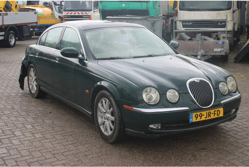 Jaguar S-TYPE 3.0 V6 EXECUTIVE +EURO 3 - Седан: слика 3 Jaguar S-TYPE 3.0 V6 EXECUTIVE +EURO 3 - Седан: слика 3
