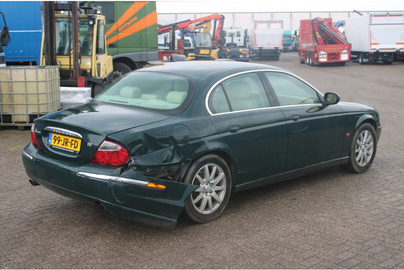 Jaguar S-TYPE 3.0 V6 EXECUTIVE +EURO 3 - Седан: слика 5 Jaguar S-TYPE 3.0 V6 EXECUTIVE +EURO 3 - Седан: слика 5