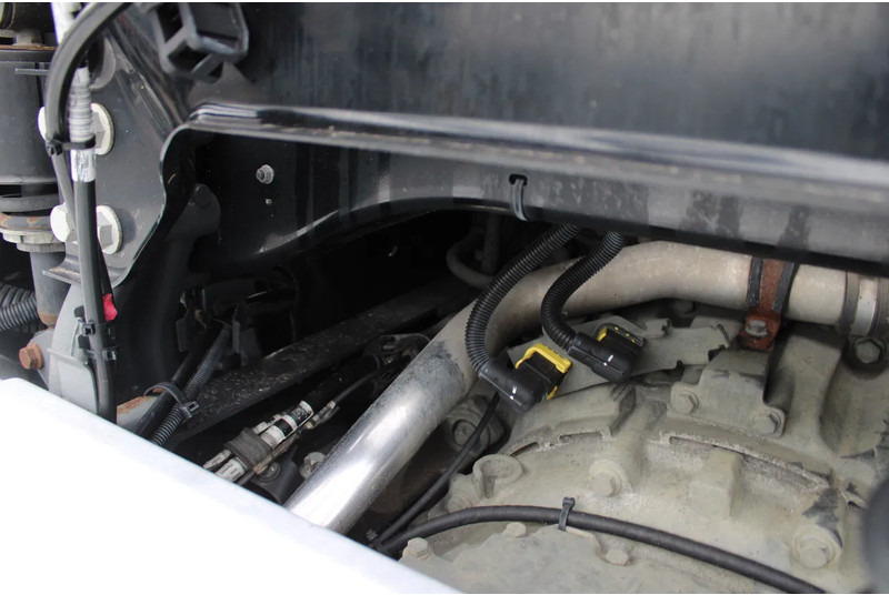 Камион влекач DAF XF 480 + retarder + EURO 6 + adr: слика 13