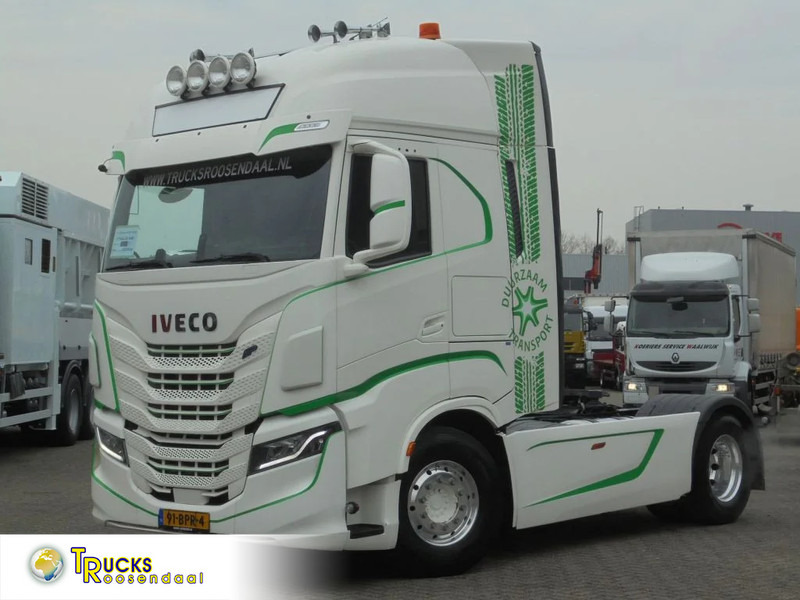 Iveco S-WAY 460+ Euro 6 + LNG + CNG + Retarder - Камион влекач: слика 1 Iveco S-WAY 460+ Euro 6 + LNG + CNG + Retarder - Камион влекач: слика 1