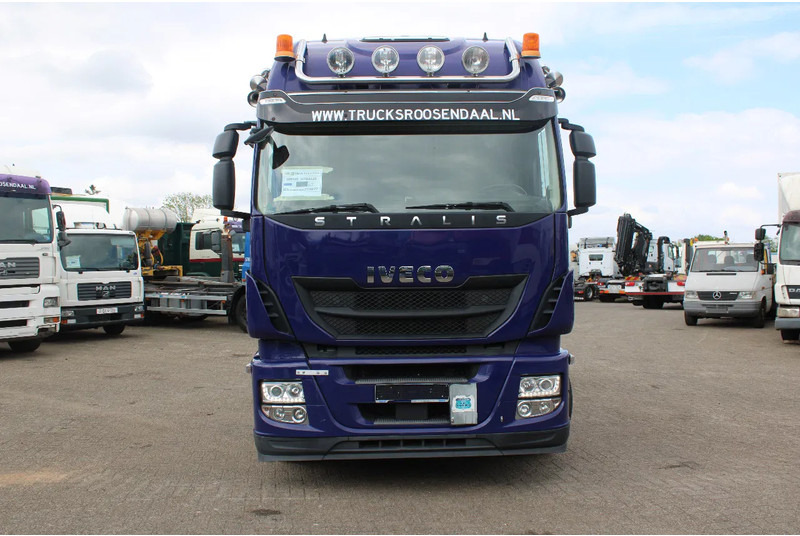 Iveco Stralis 460 + 6X2 + RETARDER + EURO 6 + SPOILERS - Камион влекач: слика 4 Iveco Stralis 460 + 6X2 + RETARDER + EURO 6 + SPOILERS - Камион влекач: слика 4
