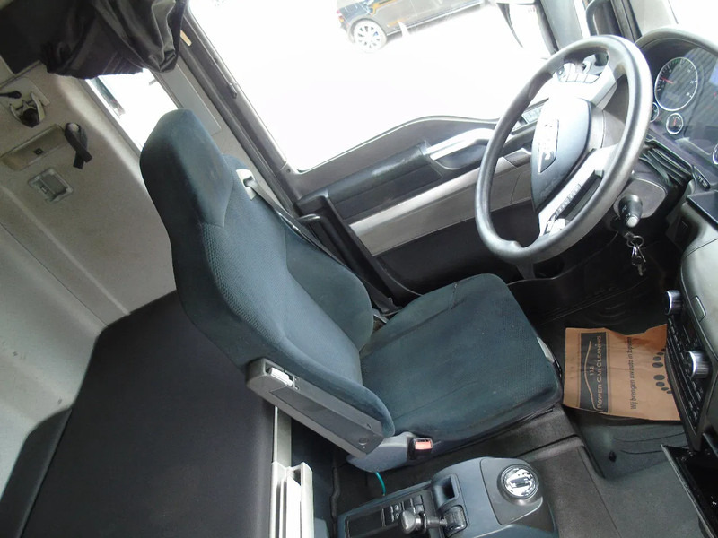 Камион влекач MAN TGX 18.440 + EURO 6 + 6X2: слика 10