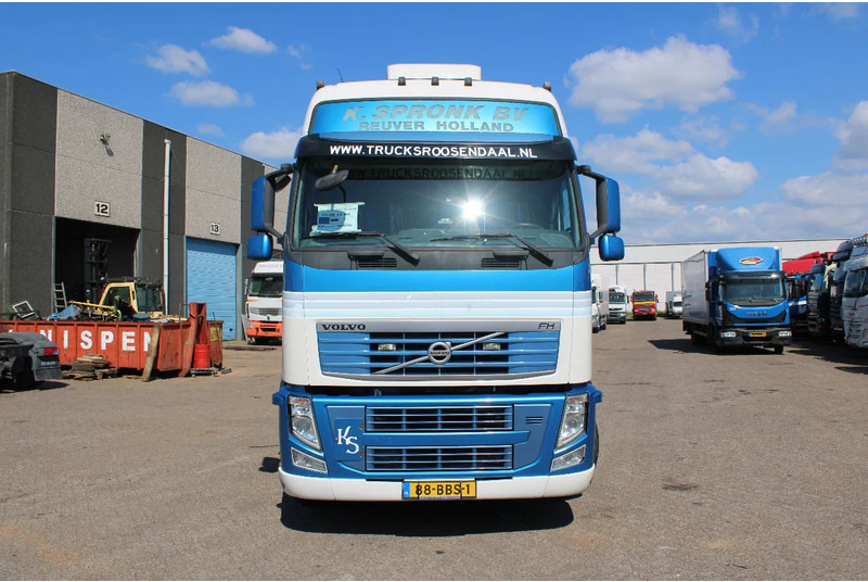 Volvo FH 460 XL cabine + euro 5 + spoiler - Камион влекач: слика 2 Volvo FH 460 XL cabine + euro 5 + spoiler - Камион влекач: слика 2
