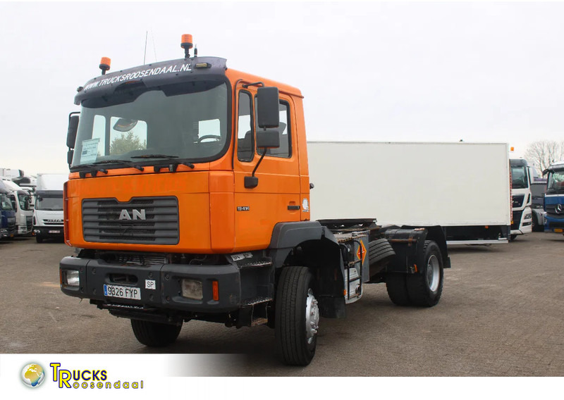 MAN 19 .414 + 4X4 + EURO 2 + MANUAL - Камион со кабинска шасија: слика 1 MAN 19 .414 + 4X4 + EURO 2 + MANUAL - Камион со кабинска шасија: слика 1