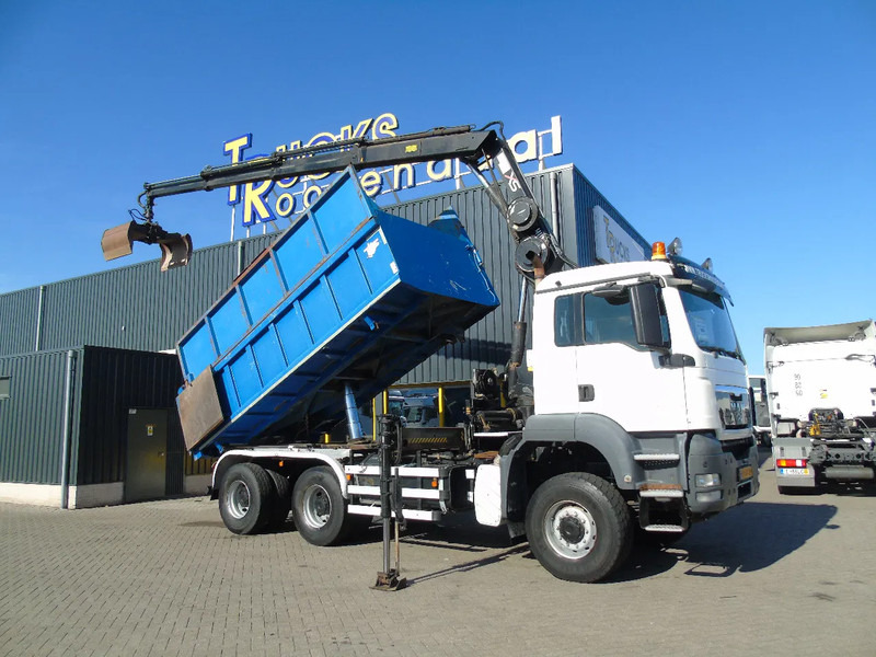 MAN TGS 26.400 + 6x6 + HIAB 166 E3 HIPRO + 3SIDE TIPPER - Камион со кран: слика 2 MAN TGS 26.400 + 6x6 + HIAB 166 E3 HIPRO + 3SIDE TIPPER - Камион со кран: слика 2