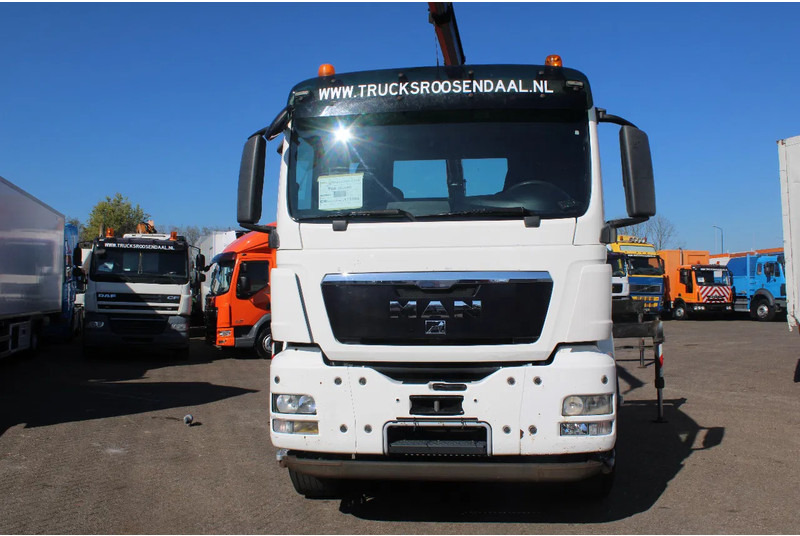 MAN TGS 26.440 + HMF 22T/M + remote + 6x2 steering + EURO 5 - Камион со кран: слика 5 MAN TGS 26.440 + HMF 22T/M + remote + 6x2 steering + EURO 5 - Камион со кран: слика 5