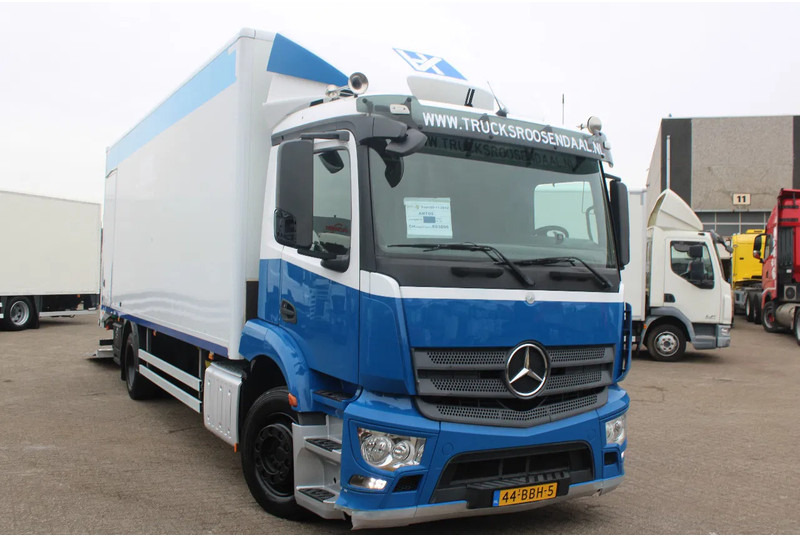 Mercedes-Benz Antos 360 + euro 6 + lift - Камион сандучар: слика 3 Mercedes-Benz Antos 360 + euro 6 + lift - Камион сандучар: слика 3