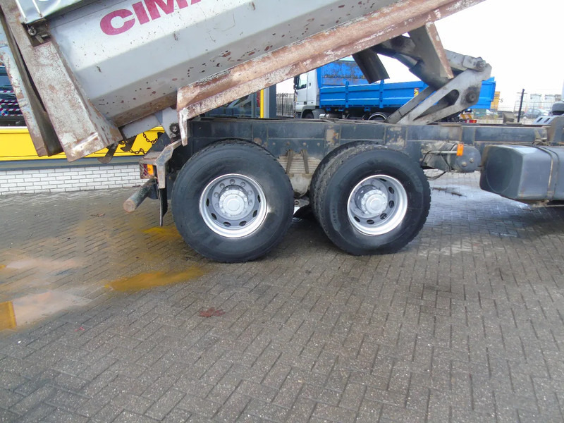 Renault Kerax 420 DCI + MANUAL + SPRING + 6X4 + PERFECT - Кипер: слика 3 Renault Kerax 420 DCI + MANUAL + SPRING + 6X4 + PERFECT - Кипер: слика 3