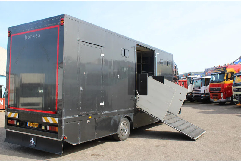 Volvo FL 614 + MANUAL + EURO 0 - Камион за коњи: слика 4 Volvo FL 614 + MANUAL + EURO 0 - Камион за коњи: слика 4
