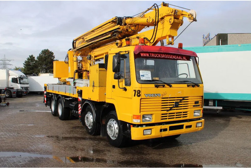 Volvo FL FL10 8X4 + GROMACH 34 mtr. + EURO 2 - Камион со кран: слика 4 Volvo FL FL10 8X4 + GROMACH 34 mtr. + EURO 2 - Камион со кран: слика 4