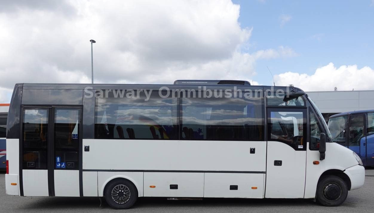 Iveco 65C17 *Klima *Euro5*Wing*Daily*Mago*Rapido*City - Минибус, Патничко комбе: слика 4 Iveco 65C17 *Klima *Euro5*Wing*Daily*Mago*Rapido*City - Минибус, Патничко комбе: слика 4