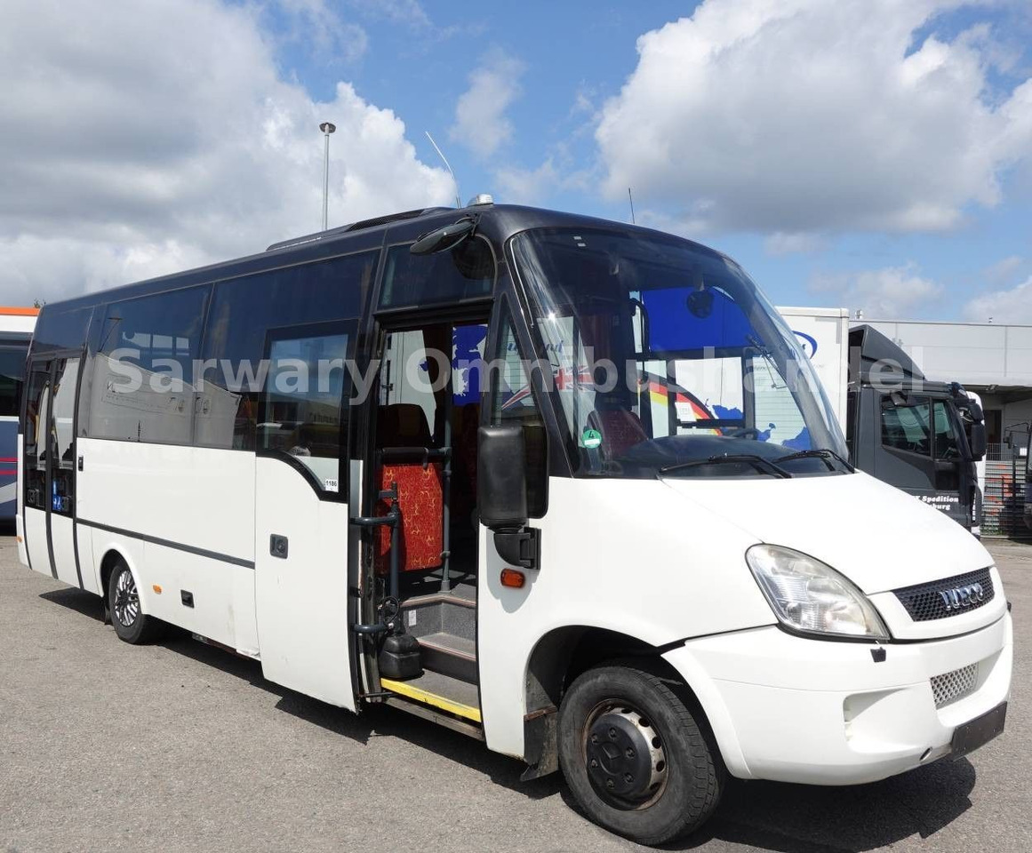 Iveco 65C17 *Klima *Euro5*Wing*Daily*Mago*Rapido*City - Минибус, Патничко комбе: слика 1 Iveco 65C17 *Klima *Euro5*Wing*Daily*Mago*Rapido*City - Минибус, Патничко комбе: слика 1