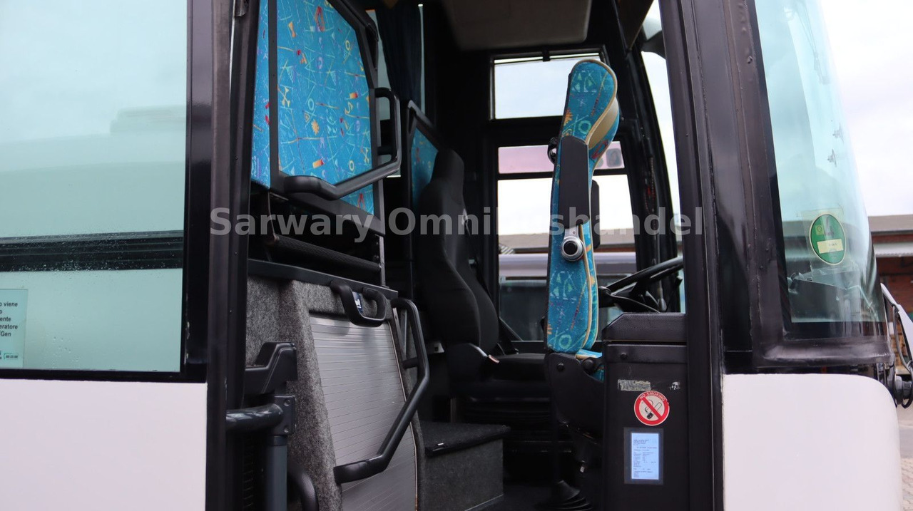 Setra 215 HDH*41 Sitze*VIP*8 Gang*Klima*WC*TV*Clubecke - Патнички вагон автобус: слика 5 Setra 215 HDH*41 Sitze*VIP*8 Gang*Klima*WC*TV*Clubecke - Патнички вагон автобус: слика 5