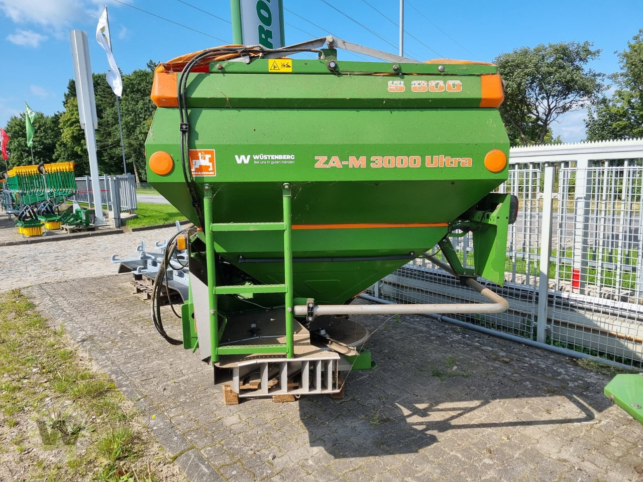 Amazone ZA-M 3000 - Распрскувач на вештачко ѓубриво: слика 2 Amazone ZA-M 3000 - Распрскувач на вештачко ѓубриво: слика 2