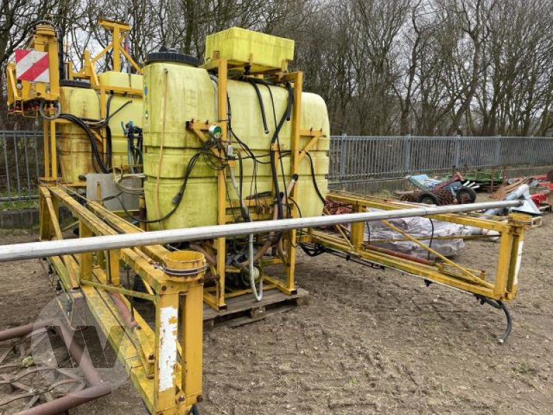 Dubex 1200l - Распрскувач монтиран на трактор: слика 4 Dubex 1200l - Распрскувач монтиран на трактор: слика 4