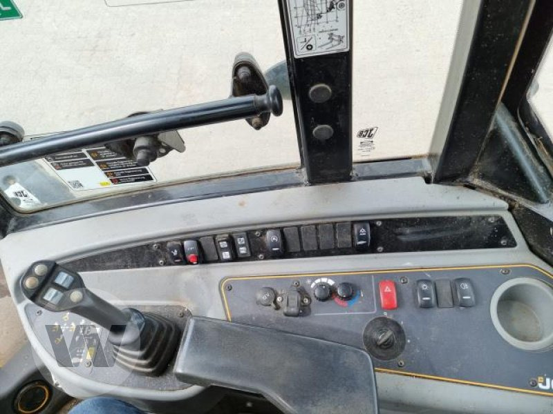 JCB TM 220 - Натоварувач на тркала: слика 5 JCB TM 220 - Натоварувач на тркала: слика 5