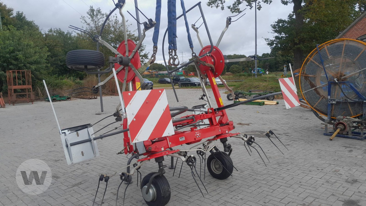 Massey Ferguson TD 524 DN - Превртувач и гребло: слика 4 Massey Ferguson TD 524 DN - Превртувач и гребло: слика 4