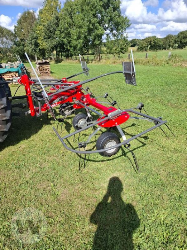Massey Ferguson TD 524 DN - Превртувач и гребло: слика 3 Massey Ferguson TD 524 DN - Превртувач и гребло: слика 3