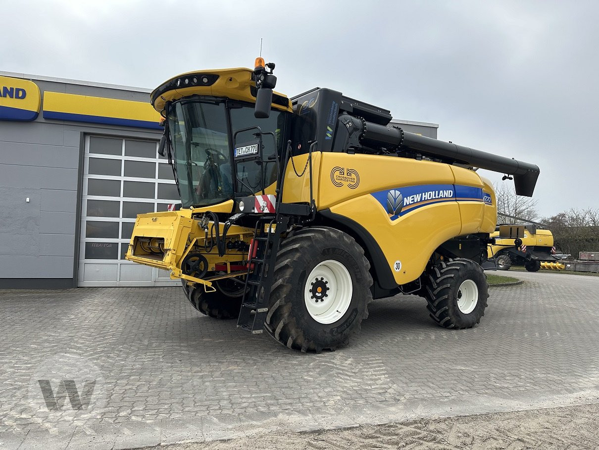 New Holland CH 7.70 - Комбајн: слика 1 New Holland CH 7.70 - Комбајн: слика 1