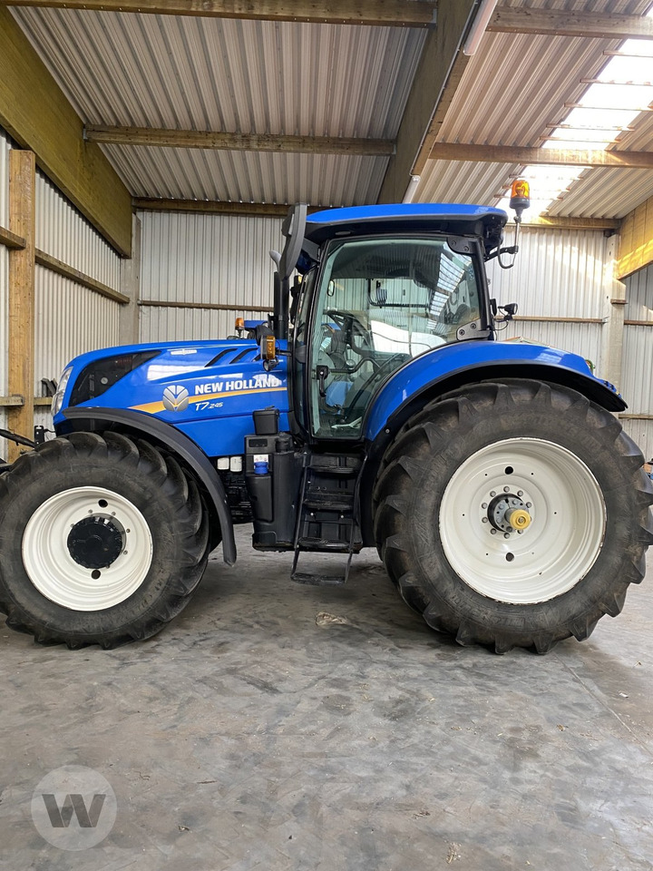 New Holland T 7.245 AC StageV - Трактор: слика 1 New Holland T 7.245 AC StageV - Трактор: слика 1