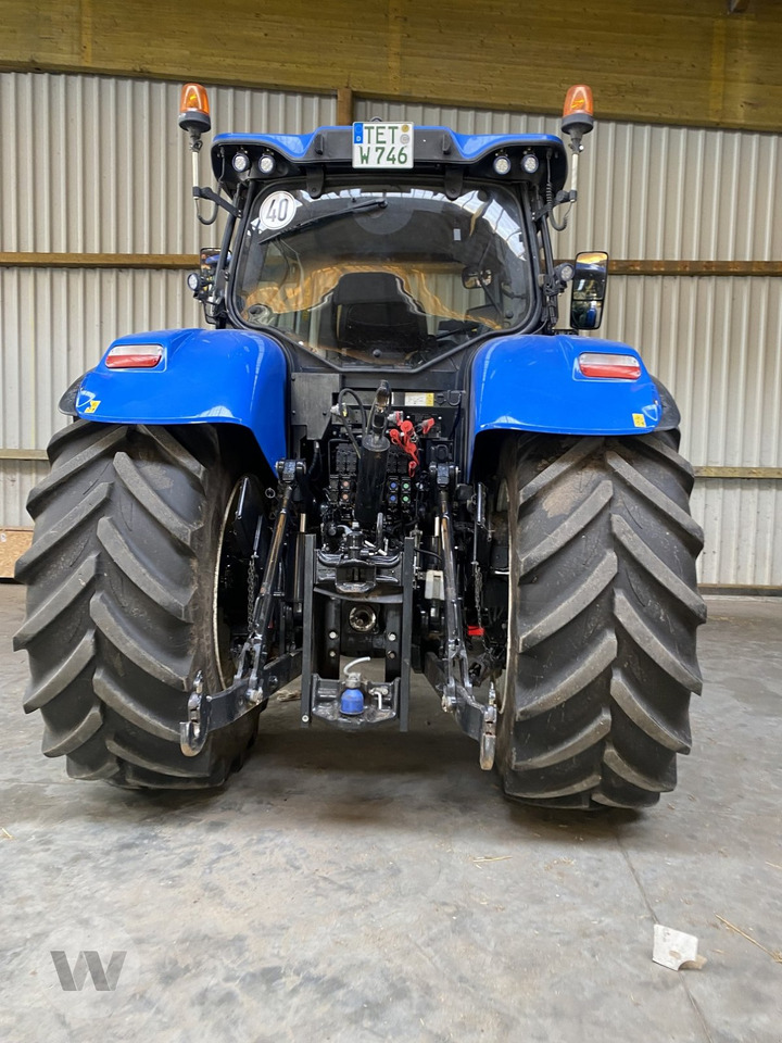 New Holland T 7.245 AC StageV - Трактор: слика 2 New Holland T 7.245 AC StageV - Трактор: слика 2