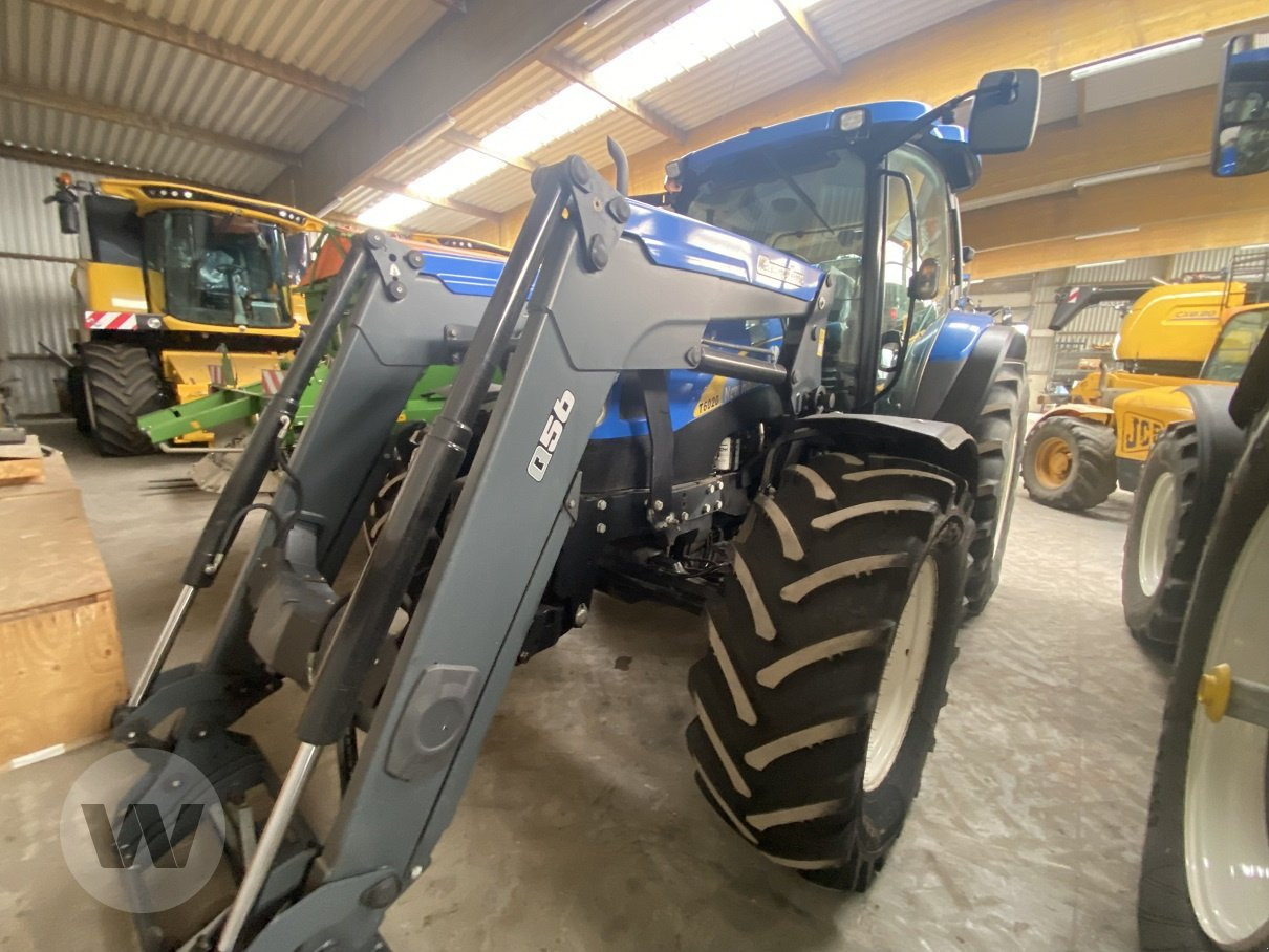 New Holland T6020 Elite - Трактор: слика 1 New Holland T6020 Elite - Трактор: слика 1