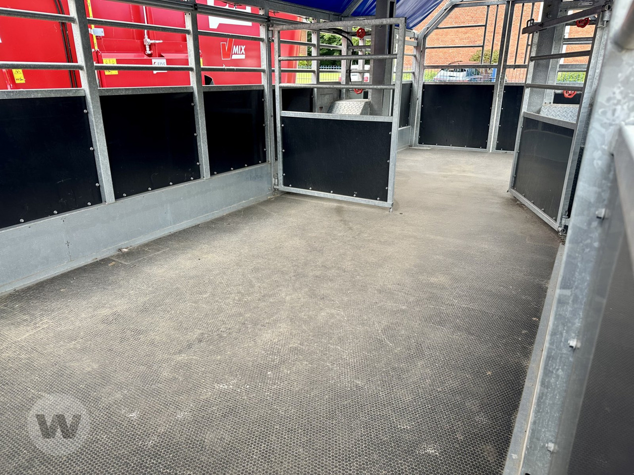 TRANSPORTW. 7M - Приколка за добиток: слика 4 TRANSPORTW. 7M - Приколка за добиток: слика 4