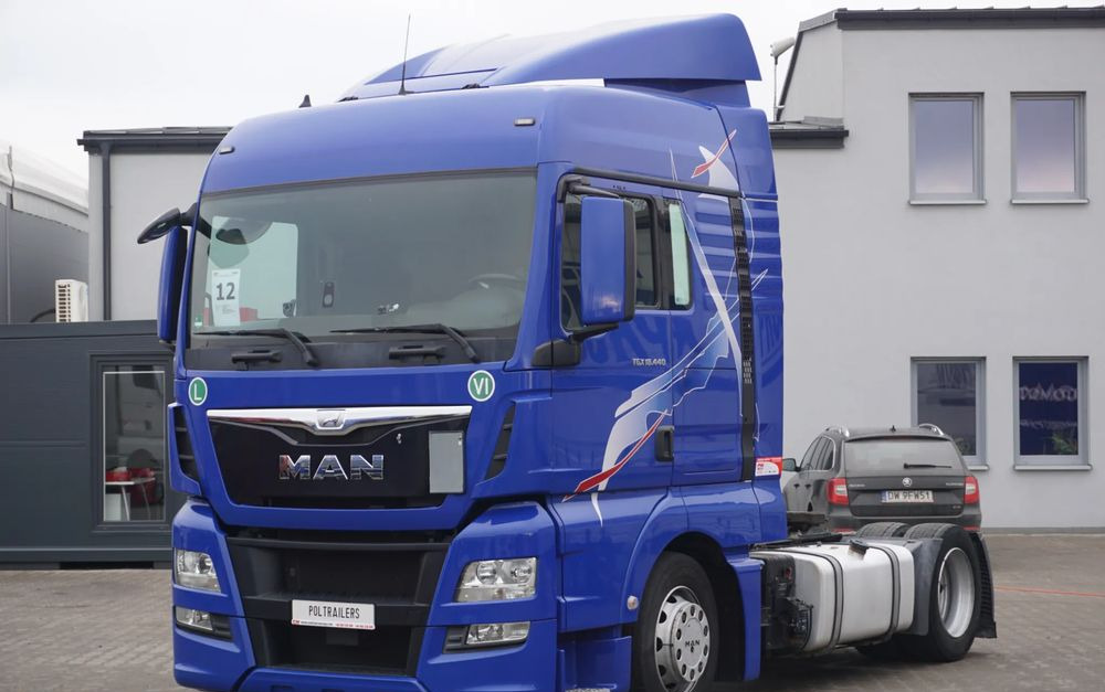 MAN 2 szt. Low-Deck i Standard TGX 18.440 - Камион влекач: слика 2 MAN 2 szt. Low-Deck i Standard TGX 18.440 - Камион влекач: слика 2