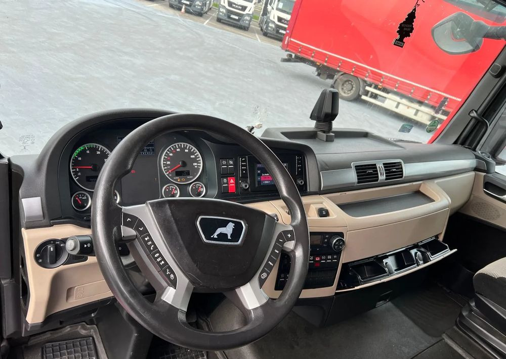 MAN TGX 18.420 XLX LOW DECK - Камион влекач: слика 5 MAN TGX 18.420 XLX LOW DECK - Камион влекач: слика 5