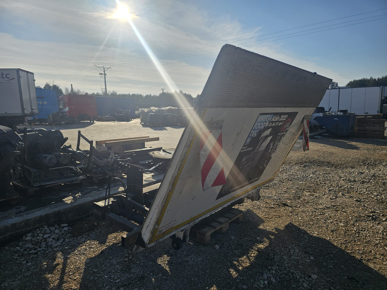 Заменски сандак со церада MERCEDES ATEGO / SPIER complete body + PALGINGER 1500kg ALU TAIL LIFT: слика 13 Заменски сандак со церада MERCEDES ATEGO / SPIER complete body + PALGINGER 1500kg ALU TAIL LIFT: слика 13