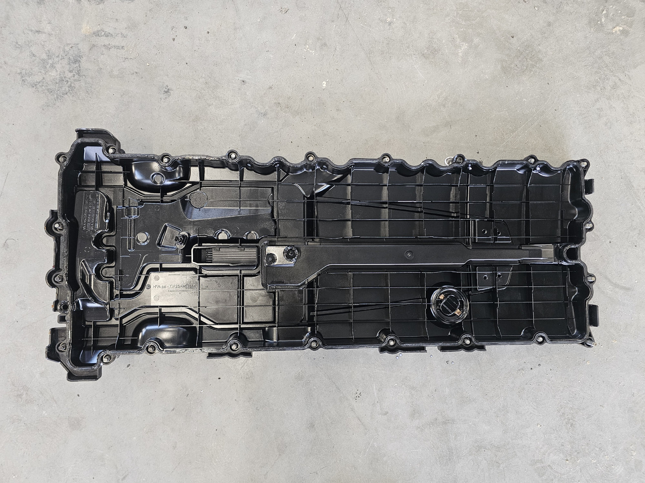 MERCEDES-BENZ ATEGO MP4 EURO 6 / OM936 / ENGINE COVER / A9360100930 - Мотор и делови: слика 3 MERCEDES-BENZ ATEGO MP4 EURO 6 / OM936 / ENGINE COVER / A9360100930 - Мотор и делови: слика 3