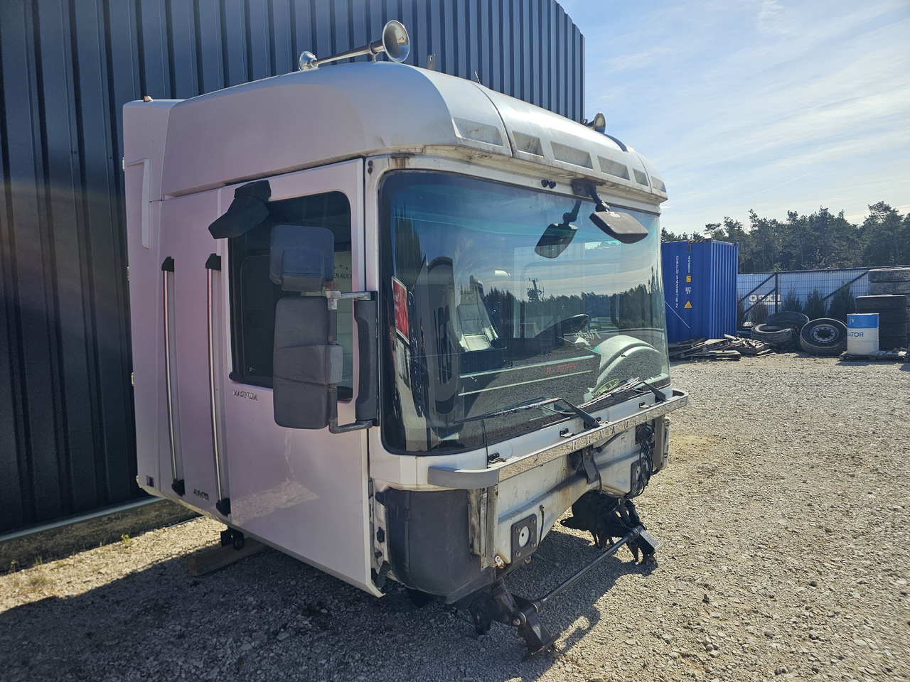 RENAULT MAGNUM DXI VEGA LIFT / COMPLETE CABINE - Кабина: слика 2 RENAULT MAGNUM DXI VEGA LIFT / COMPLETE CABINE - Кабина: слика 2