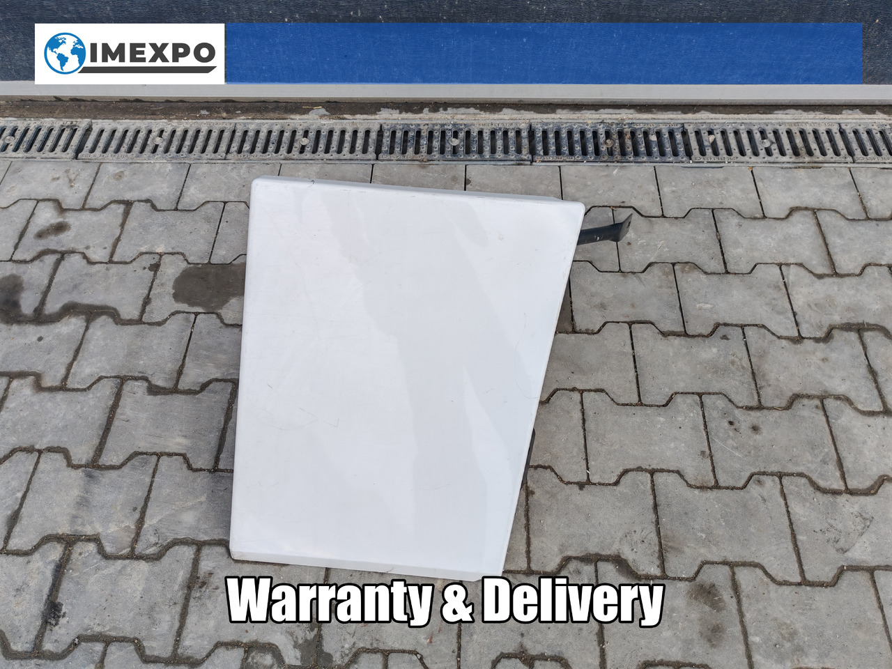 RENAULT RANGE T EURO 6 / HIGH CAB / RIGHT SPOILER EXTENDER - Аеродинамика/ Спојлер: слика 1 RENAULT RANGE T EURO 6 / HIGH CAB / RIGHT SPOILER EXTENDER - Аеродинамика/ Спојлер: слика 1