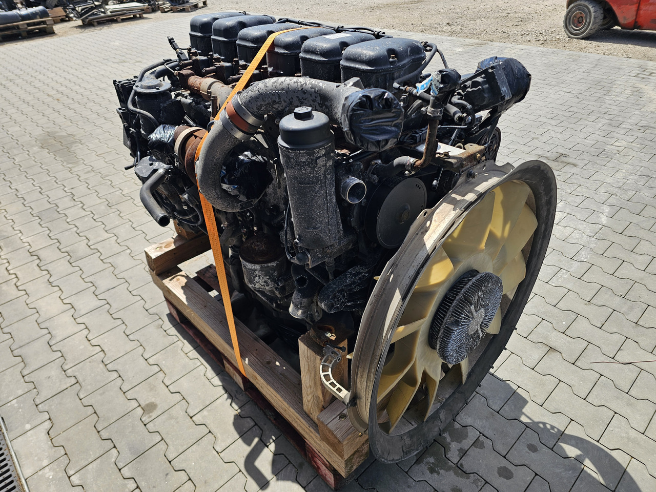 SCANIA R450 / DC13 147 / EURO 6 / COMPLETE ENGINE - Мотор: слика 4 SCANIA R450 / DC13 147 / EURO 6 / COMPLETE ENGINE - Мотор: слика 4