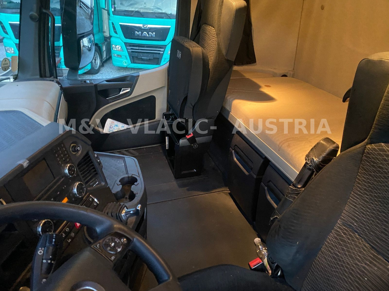 Mercedes-Benz 2542 - Транспортер на контејнер/ Камион со променливо тело: слика 5 Mercedes-Benz 2542 - Транспортер на контејнер/ Камион со променливо тело: слика 5