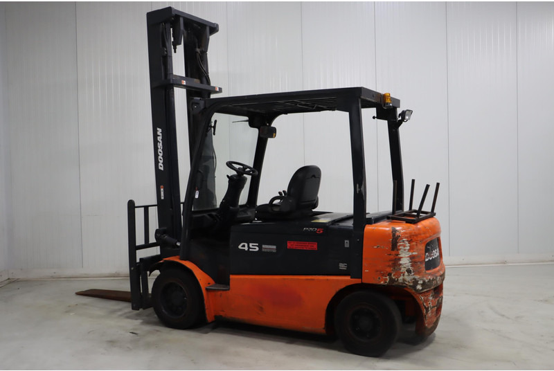 Електричен вилушкар Doosan B45X-5: слика 9