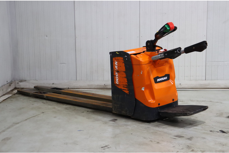 Doosan BPR20S-7 - Вилушкар за палети: слика 5 Doosan BPR20S-7 - Вилушкар за палети: слика 5