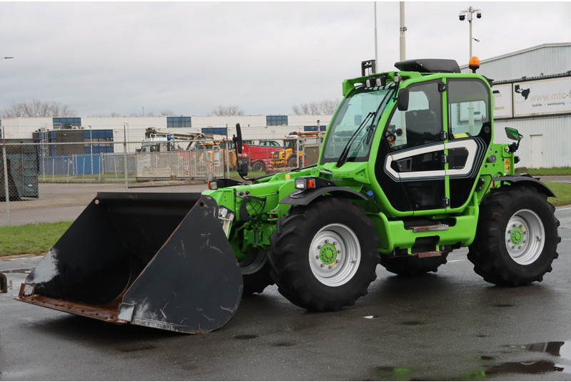Merlo TF42.7CS - 140 - Телескопски ракувач: слика 5 Merlo TF42.7CS - 140 - Телескопски ракувач: слика 5